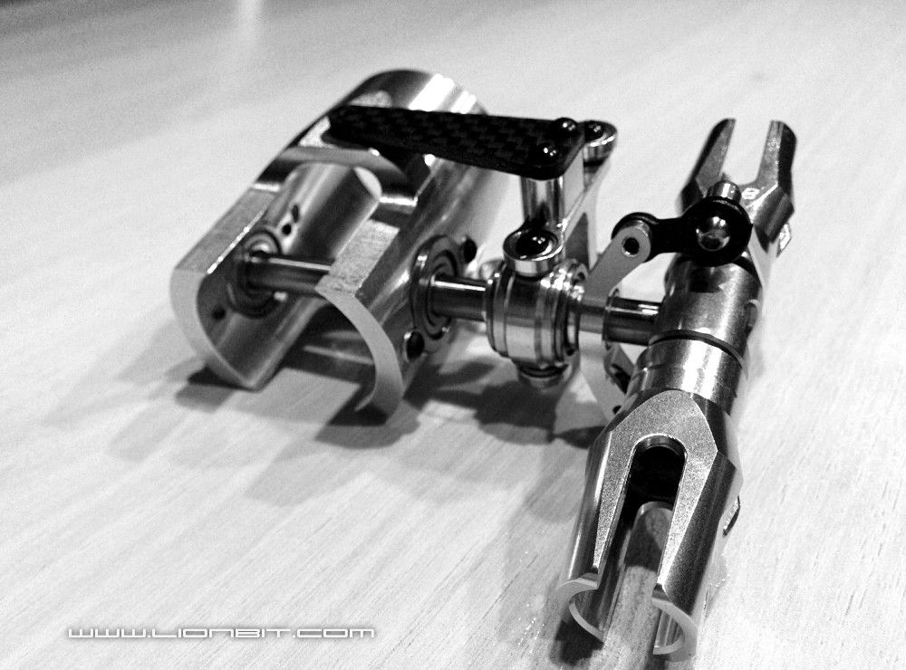 Heckrotorgehäuse fertig aufgebaut